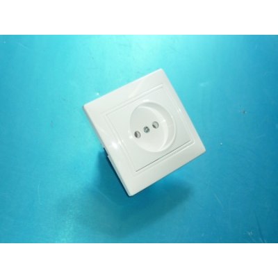 Розетка 1гн СУ б/з 10А керамика Smartbuy Венера (SBE-01w-10-S1-N-c) /50
