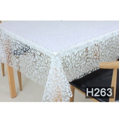 Клеенка DEKORELLE NICOLE 056 прозрачная с печатью 1,37м*0,10мм*20м